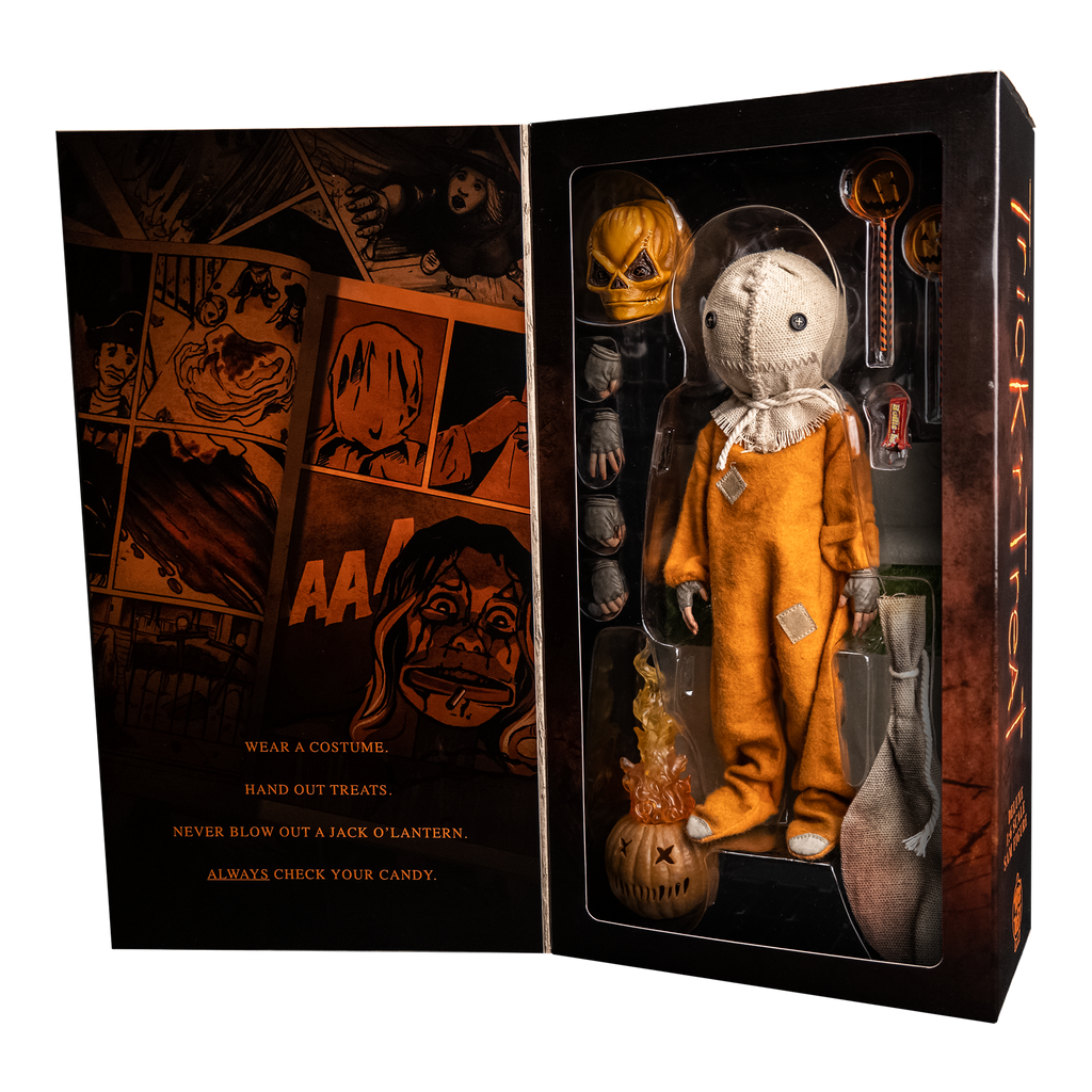 Product packaging, front open, inner window box, Trick 'r Treat Sam figure and accessories.