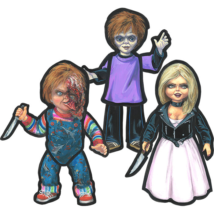 Hinged wall decor, 3 pieces.  Left, Chucky doll with rotten face, holding knife in right hand, wearing striped shirt and blue Good Guys overalls, red shoes.  Middle, Glen doll Brown hair,  wearing purple shirt and black pants, black sneakers.  Right, Tiffany doll Blond hair, wearing black collar, white wedding dress under black leather jacket with silver zippers, holding knife in right hand.